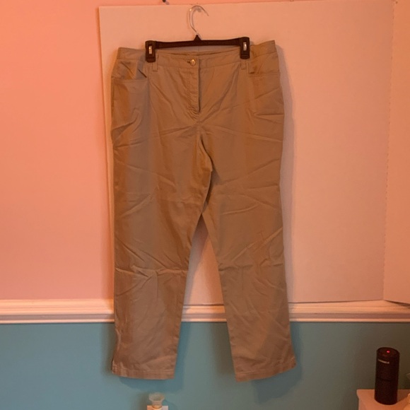 Nygard Tan Cargo Pants size 16 - Picture 2 of 6
